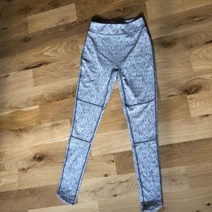 FLEUR TEXTURE LEGGINGS
